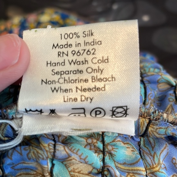 Women’s Silk Patchwork Multicolored Mini Skirt/Skort One Size - Picture 8 of 8